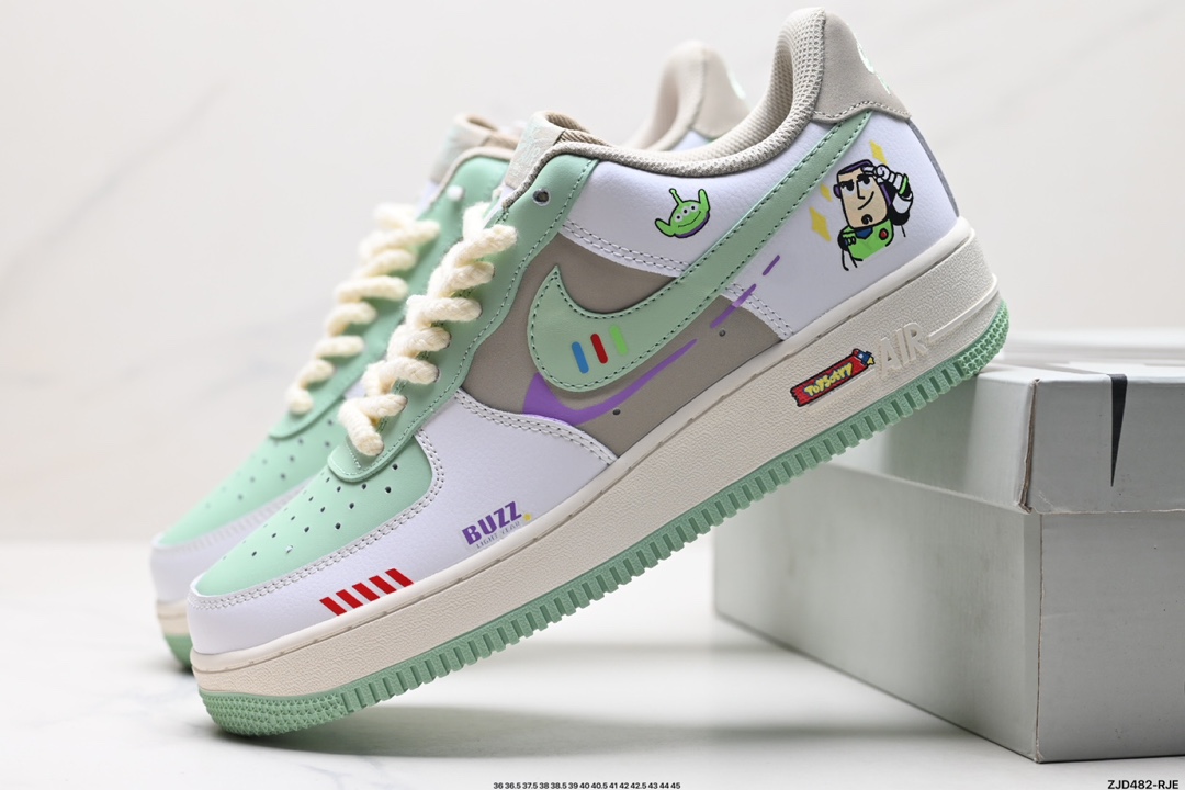 Nike Air Force 1 Shoes